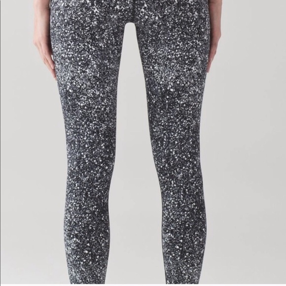 Lululemon wonder under leggings - Picture 3 of 9